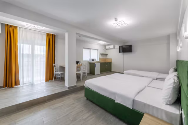 Cameră de familie la Otopeni Suites